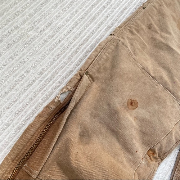 Carharrt R03 Brown Insulated Duck Canvas Work Bib Overalls | 38x30 - Picture 8 of 9